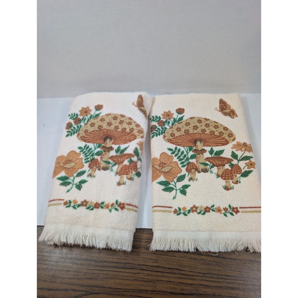 Vintage David David Mushroom Towel Set of 2 Butterflies Floral Fringe Made USA